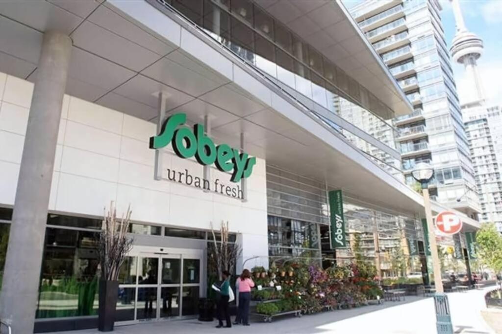 Lush Condo By Cntower - Free Parking Τορόντο Εξωτερικό φωτογραφία